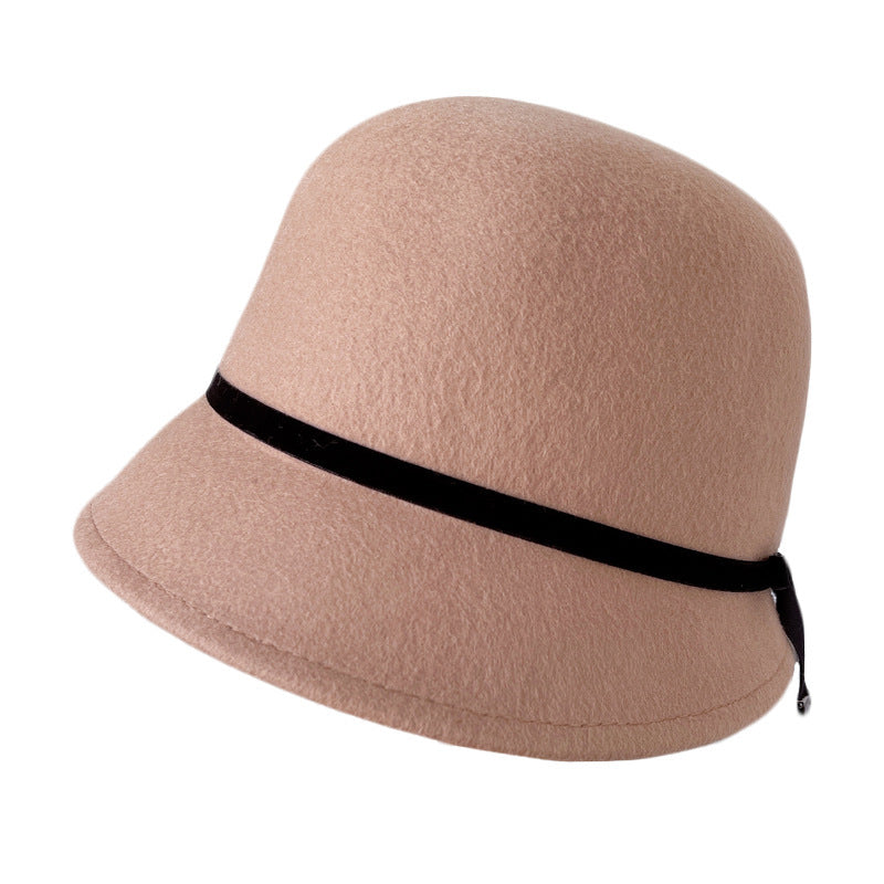 "Elegance Personified: Wool Felt Hats with Fine Bows for the Runway"