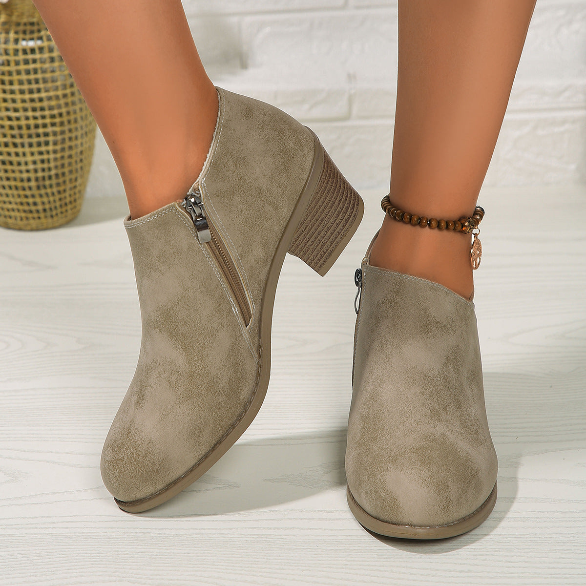 Chunky Heel Round Toe Ankle Boots With Side Zipper Design Fashion Short Boots For Women Shoes